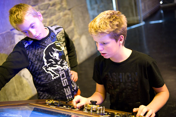 visite enfants expositions ez3kiel et ondes lectro, 17/49