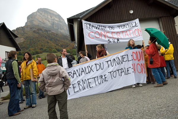 manif anti fermeture tunnel, 4/16